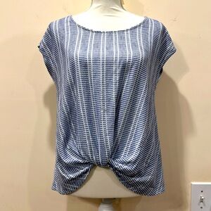 Anthropologie W5 Blue & White Short Sleeve Tie-Waist Textured Shirt Size M EUC